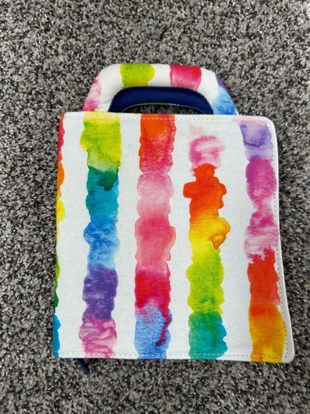 Lovevery Anywhere Art Kit With Washable Tempera Paintsticks